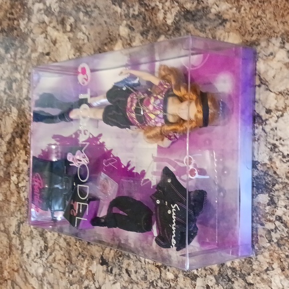 TOP MODEL Summer Barbie NIB - Picture 5 of 8